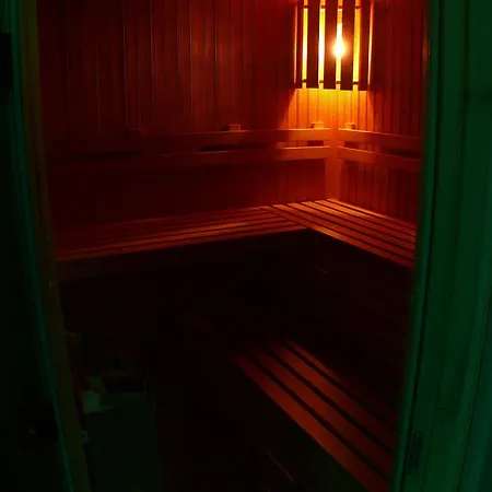 Wellness Rosnička Casa de hóspedes 3*