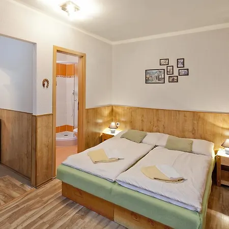 Wellness Rosnička 3* Kralovany