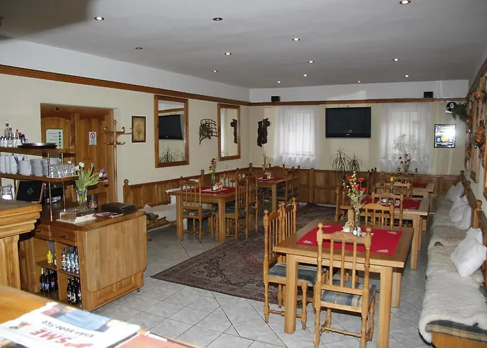 بيت ضيافة Wellness Rosnicka 3*